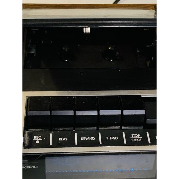 General Electric GE 7-4956B AM/FM Alarm Clock Radio Cassette Plays, No RW or FWD - Picture 5 of 10